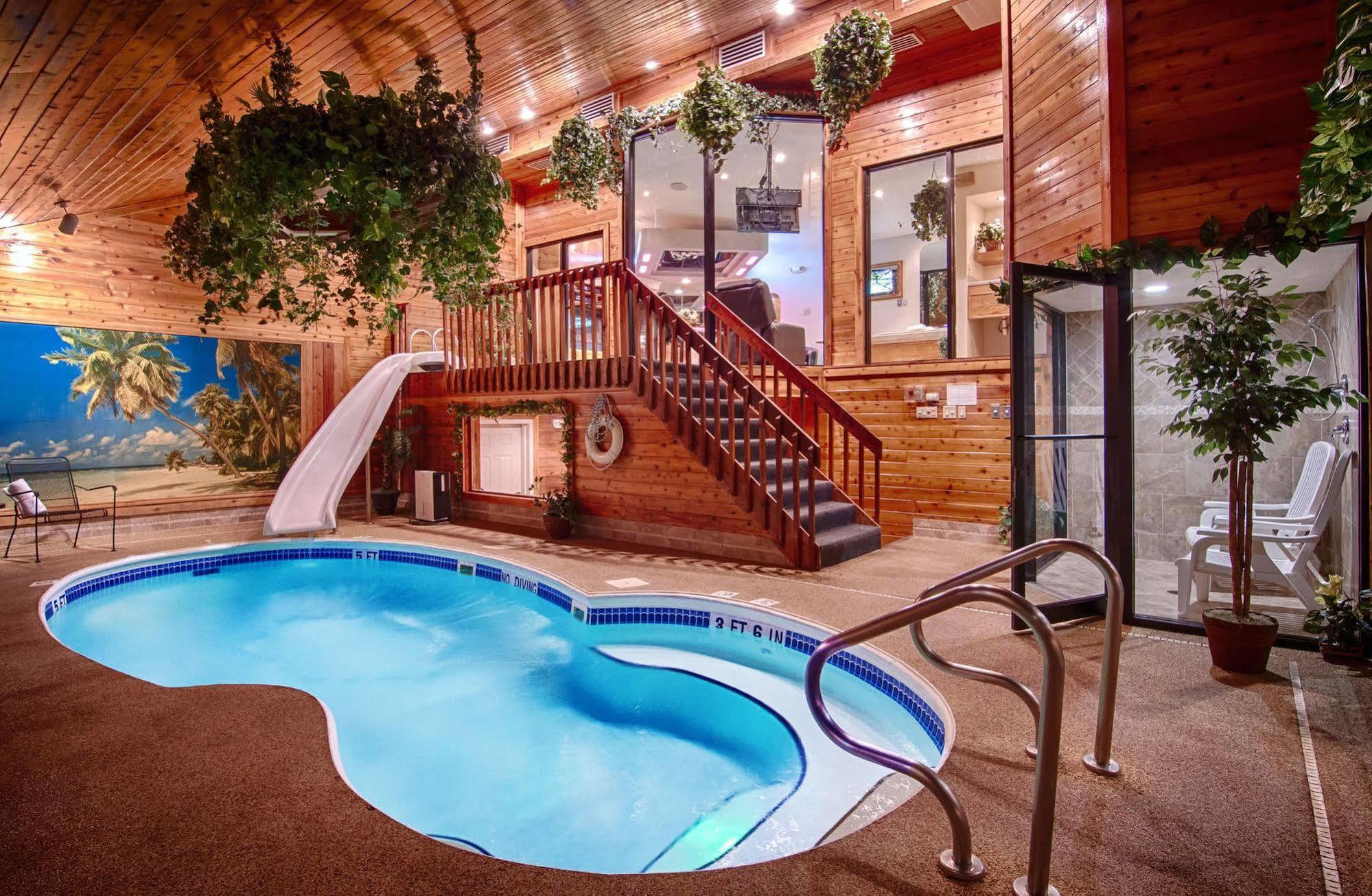 Sybaris Pool Suites - إنديانابوليس المظهر الخارجي الصورة
