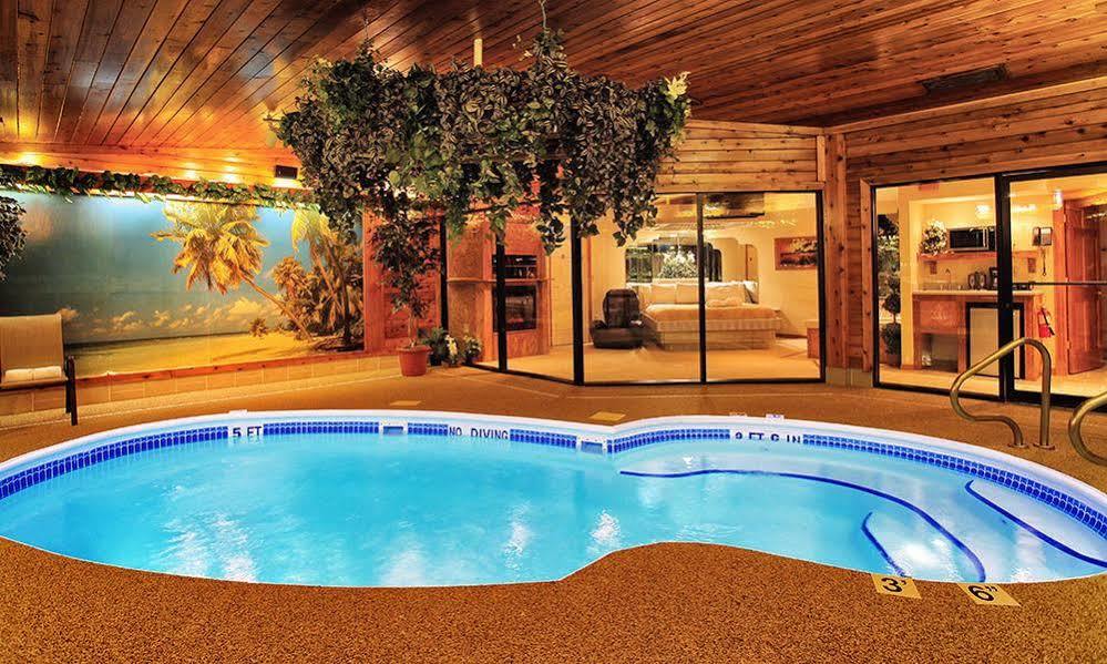 Sybaris Pool Suites - إنديانابوليس المظهر الخارجي الصورة