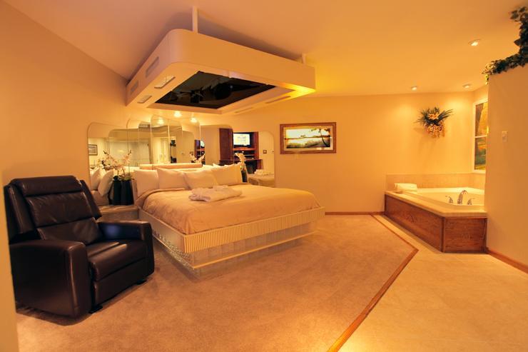 Sybaris Pool Suites - إنديانابوليس الغرفة الصورة